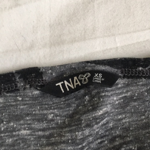 TNA xs t shirt - Picture 2 of 3